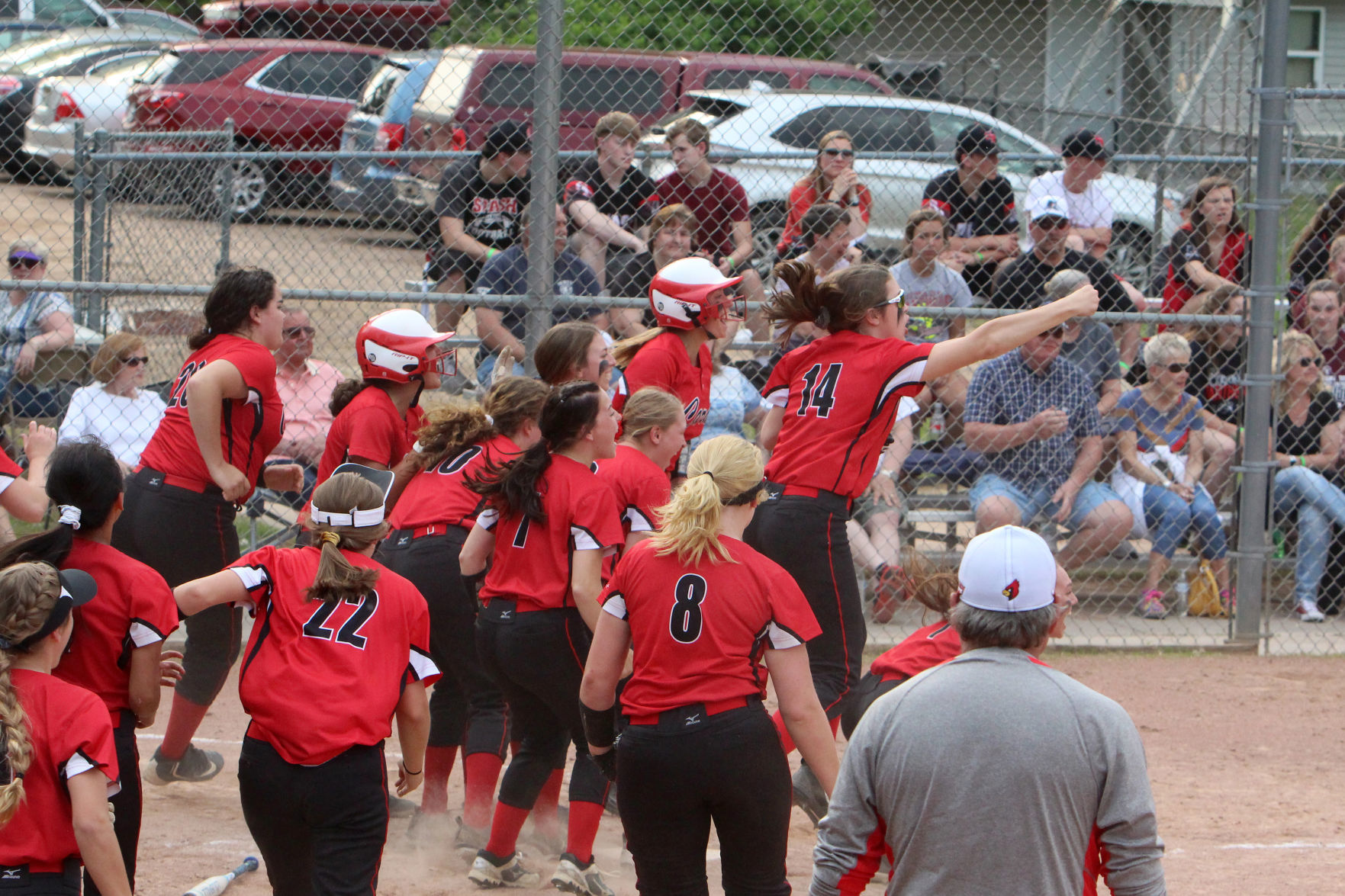 Chi-Hi vs Stevens Point softball at D.C. Everest 5-30-19